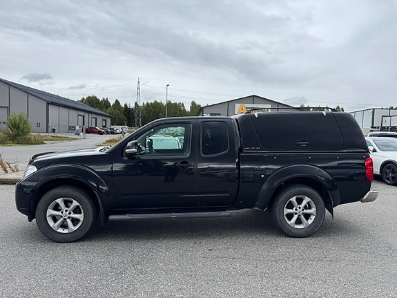 Nissan Navara 2 of 27