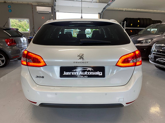 Peugeot 308 5 of 28