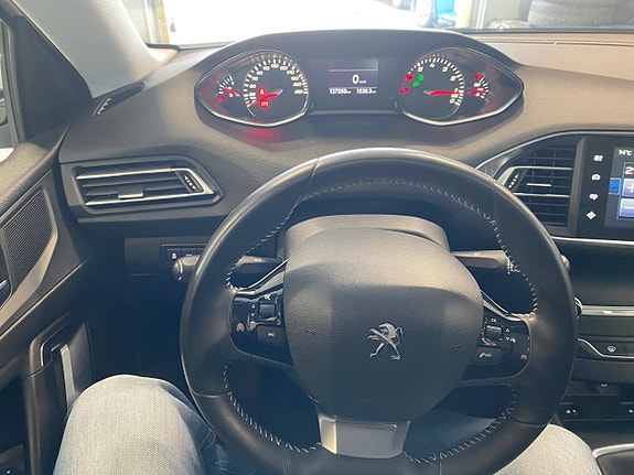 Peugeot 308 12 of 28
