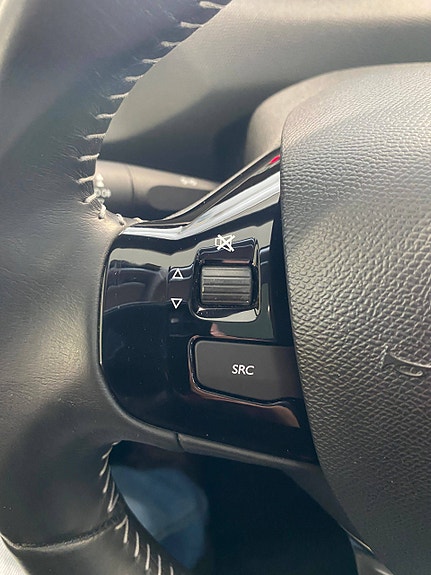Peugeot 308 14 of 28