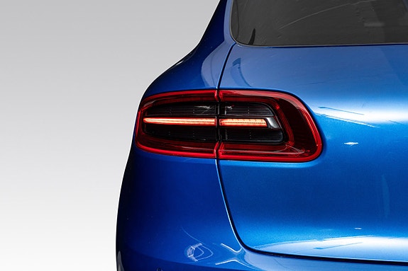 Porsche Macan 10 of 30