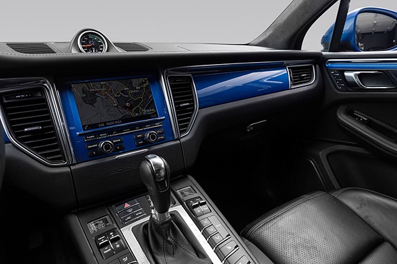 Porsche Macan 26 of 30