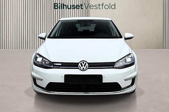 Volkswagen e-Golf VII 2 of 20