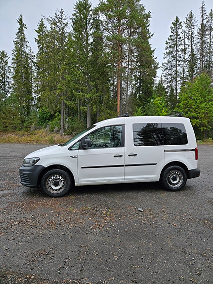 Volkswagen Caddy 2 of 10