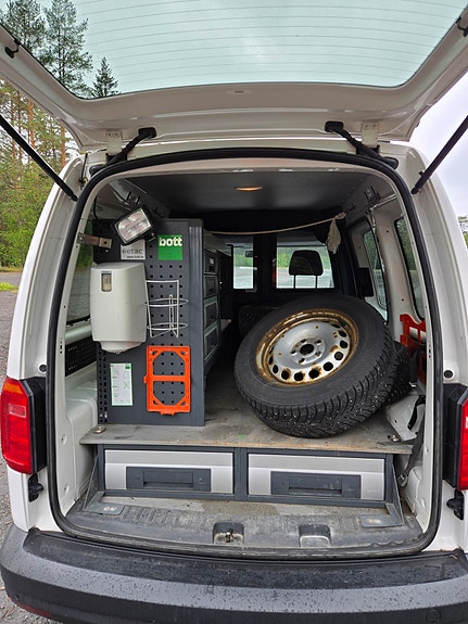 Volkswagen Caddy 7 of 10