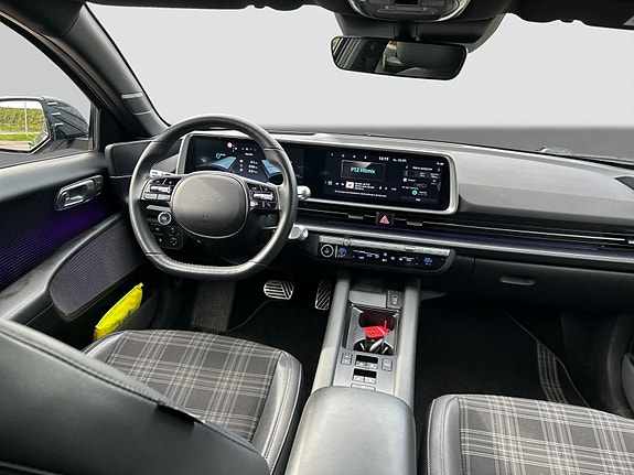 Hyundai Ioniq 6 14 of 22