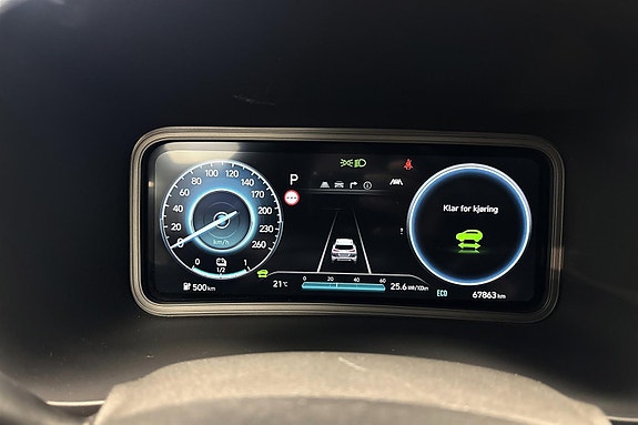 Hyundai Kona 12 of 17