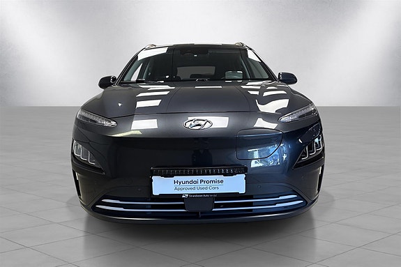 Hyundai Kona 2 of 17