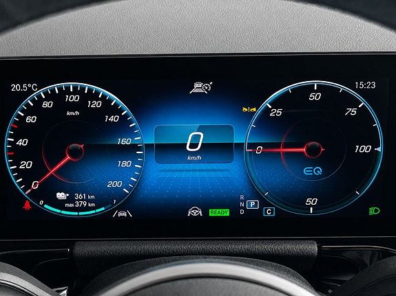 Mercedes-Benz EQA300 12 of 19