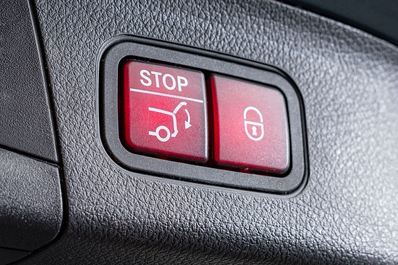 Mercedes-Benz EQA300 6 of 19