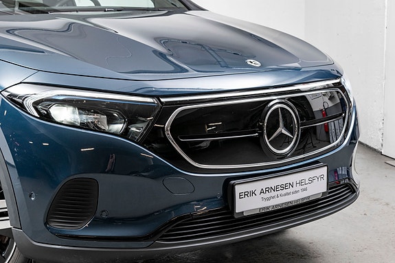 Mercedes-Benz EQA300 2 of 19