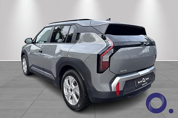 Kia EV3 3 of 30