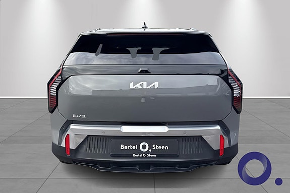 Kia EV3 4 of 30