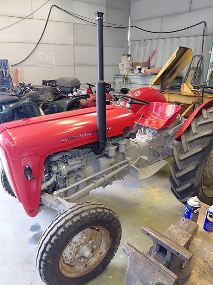 Massey Ferguson 35 2 of 12