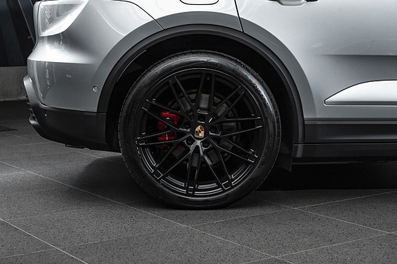 Porsche Macan 11 of 30