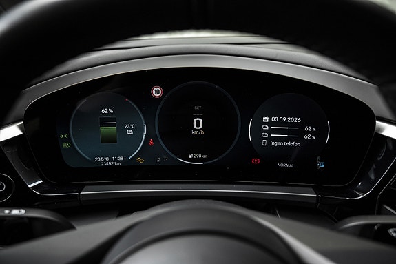 Porsche Macan 26 of 30