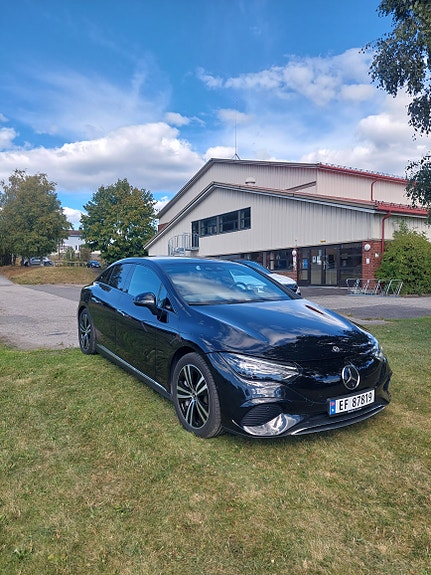 Mercedes-Benz EQE350 6 of 30