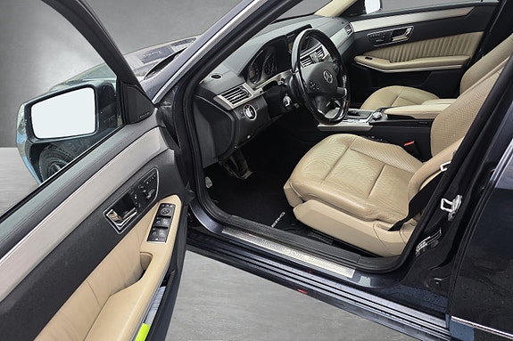 Mercedes-Benz E250 7 of 22