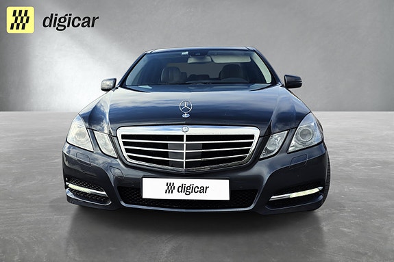 Mercedes-Benz E250 6 of 22