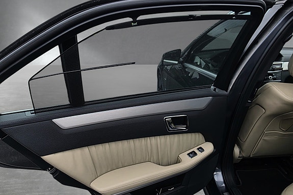 Mercedes-Benz E250 14 of 22