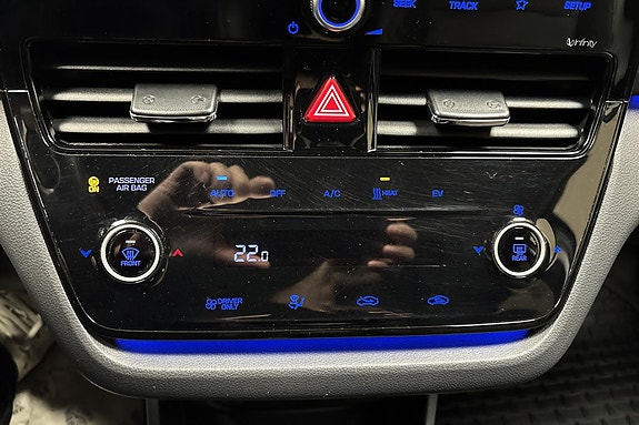 Hyundai IONIQ 14 of 18