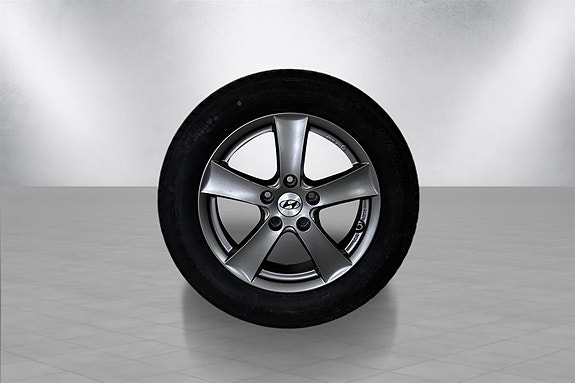 Hyundai IONIQ 18 of 18