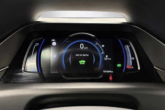 Hyundai IONIQ 12 of 18