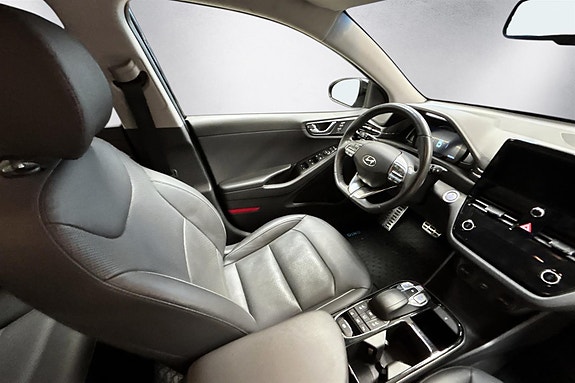 Hyundai IONIQ 7 of 18