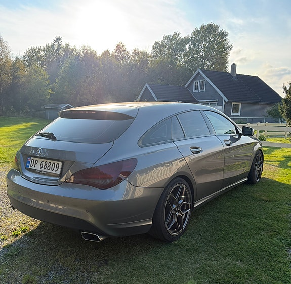Mercedes-Benz CLA180 3 of 18