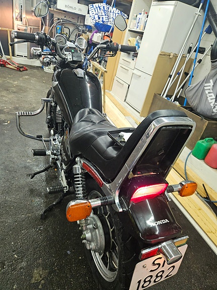 Honda VT 500 5 of 8