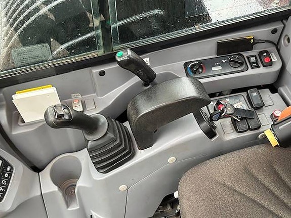 Kubota KX 080-4 14 of 26