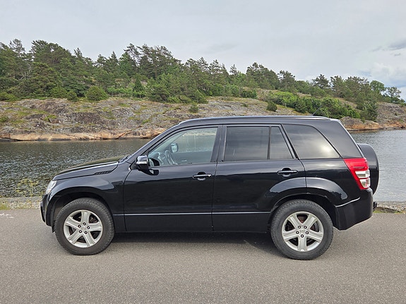 Suzuki Grand Vitara 6 of 12
