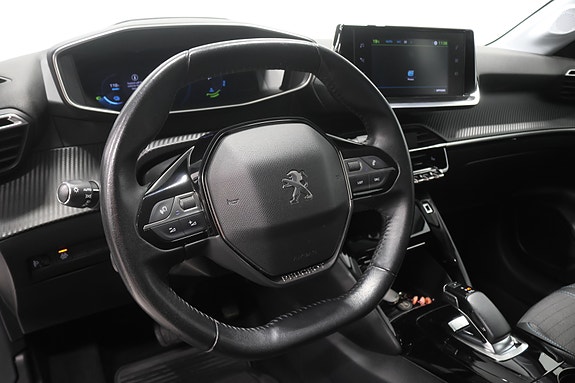 Peugeot 208 21 of 28