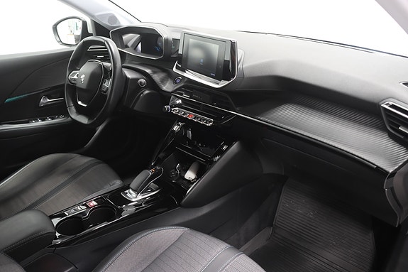 Peugeot 208 23 of 28