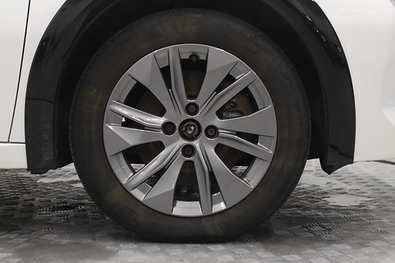 Peugeot 208 26 of 28