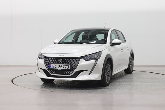Peugeot 208 3 of 28
