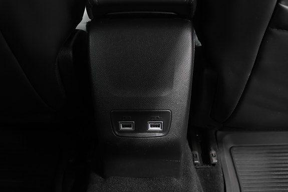 Peugeot 208 24 of 28