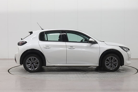 Peugeot 208 10 of 28