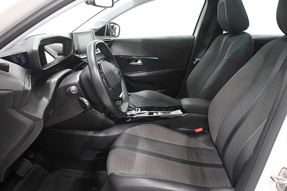 Peugeot 208 17 of 28