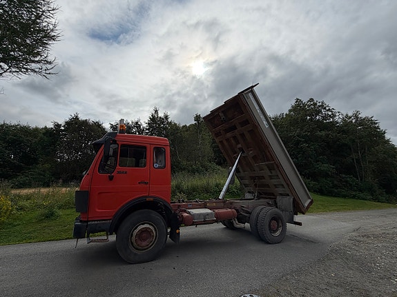 Mercedes-Benz 1622 11 of 19