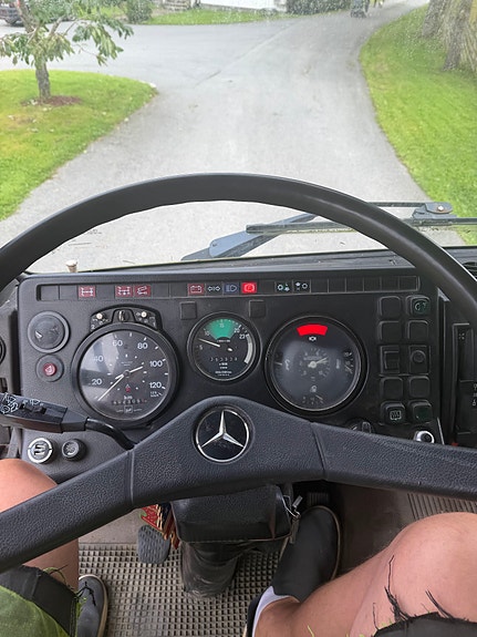 Mercedes-Benz 1622 9 of 19
