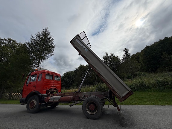 Mercedes-Benz 1622 12 of 19