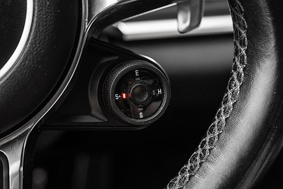 Porsche Panamera 21 of 30