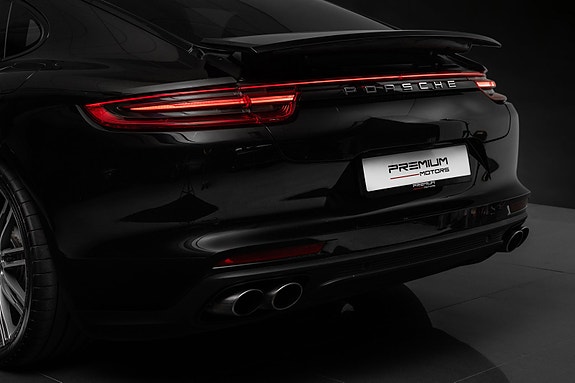 Porsche Panamera 9 of 30