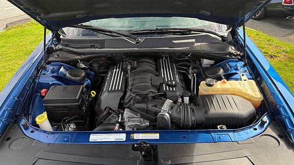 Dodge Challenger 4 of 30