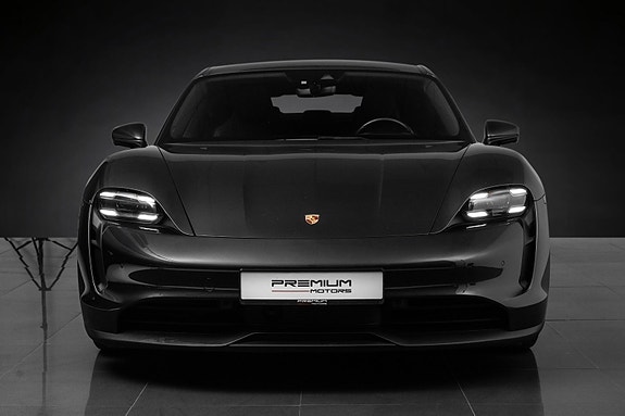 Porsche Taycan 4 of 30