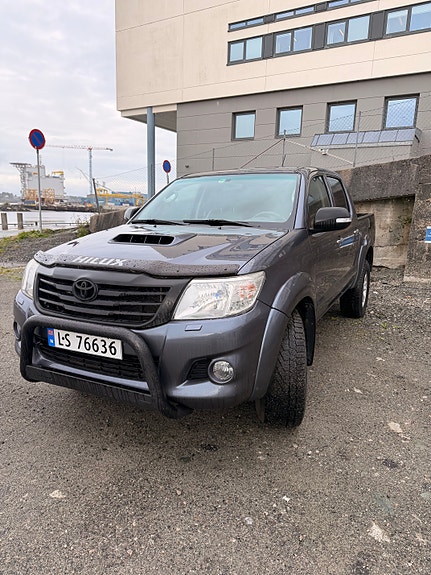 Toyota HiLux