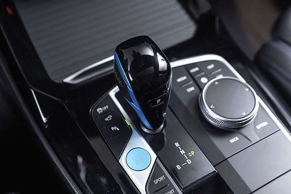 BMW iX3 21 of 30