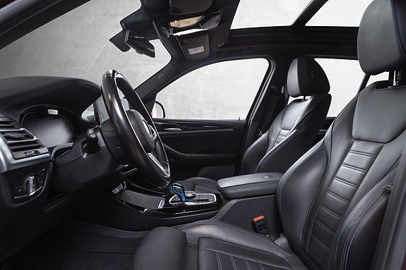 BMW iX3 23 of 30