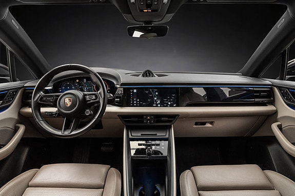 Porsche Macan 18 of 30